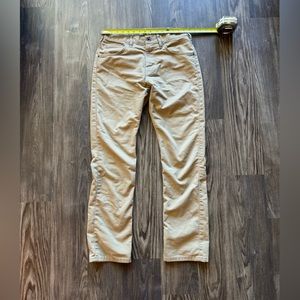 Patagonia men’s chinos, 31 x 32